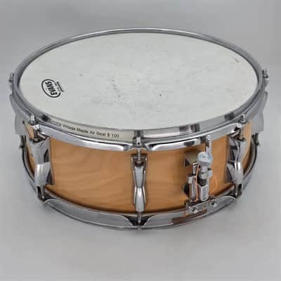 Immagine Used Yamaha Wood Shell Snare Drum 14x5.5 Gloss Natural - Fair - 2