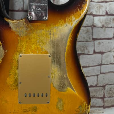 Fender Custom Shop Stratocaster LIMITED EDITION Big Head 1966 Super Heavey Relic Tri-Color-Sunburst image 14