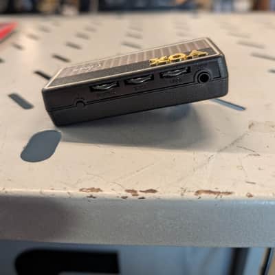 Vox amPlug 2 Clean Battery-Powered Guitar Headphone Amp image 3