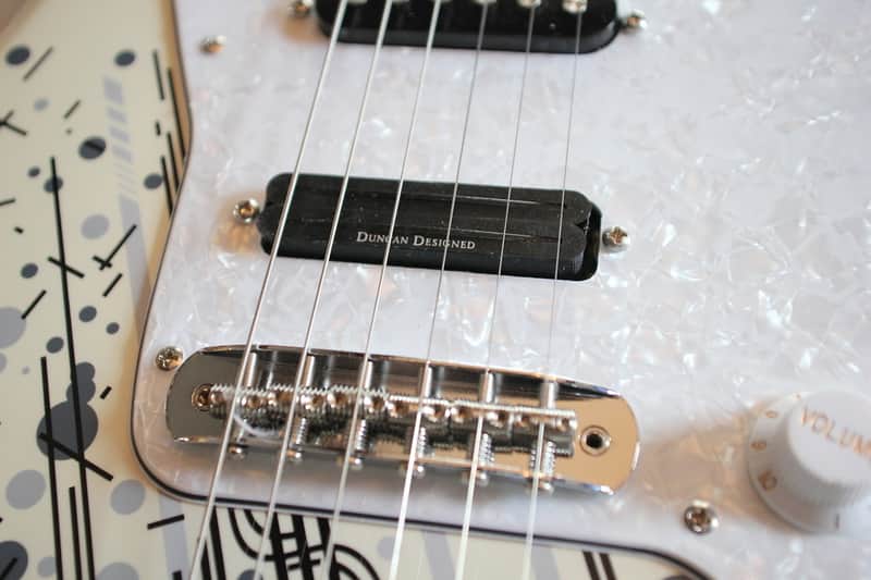 SCANDAL Mami artist model Squier Jazzmaster 