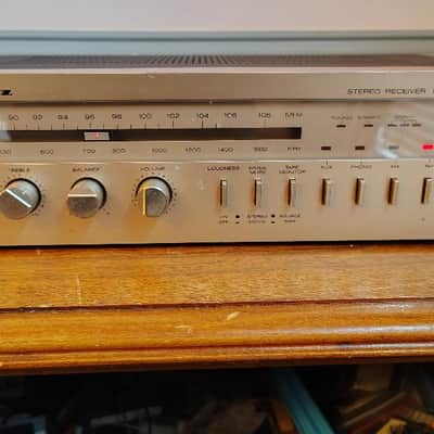 Marantz SR225 receiver in very good condition, serviced - 1980's image 1