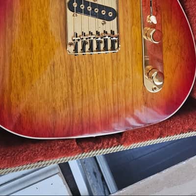 Trading in*** last chance. 1993 Leo Fender Commemorative G&L Guitars 1993 - Cherry Burst image 6