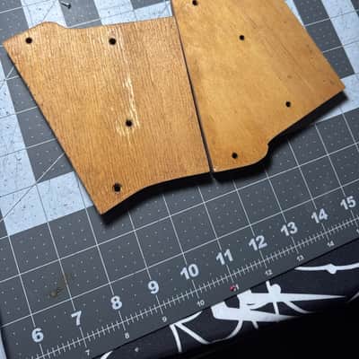 Custom wood side. Behringer Model D Analog Synthesizer 2018 - Present - Black