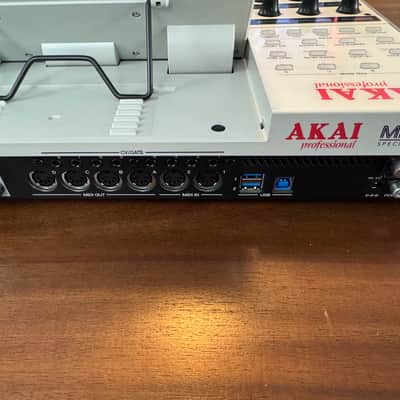Akai MPC X Special Edition Standalone Sampler / Sequencer 2023 - Present - Grey image 5