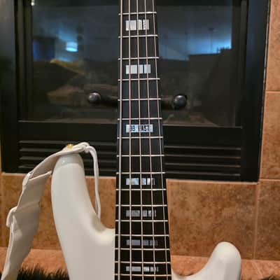 Yamaha BBNE2 Nathan East Signature Bass 2010s - White image 3