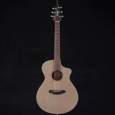 Breedlove Discovery Concert Seaside CE, All Mahogany Body. 43mm nut, Mint image 5