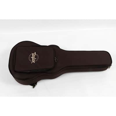 Taylor GT 811e Grand Theater Acoustic-Electric Guitar Regular Natural image 7