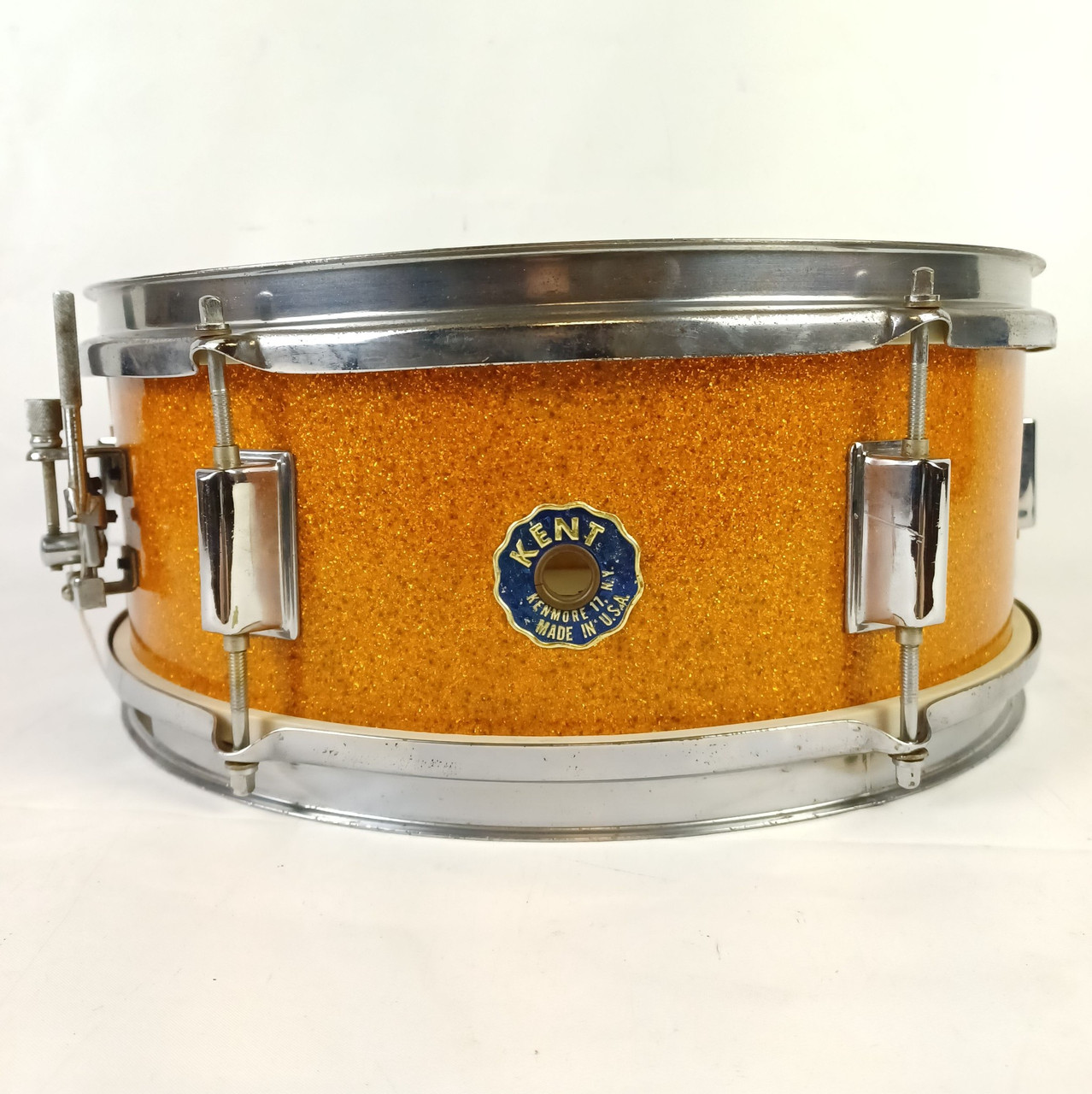 Kent 5.5x14" #715 Snare Drum Gold Sparkle Vintage 60s 2Ply Maple 6Lug Chrome USA — main photograph