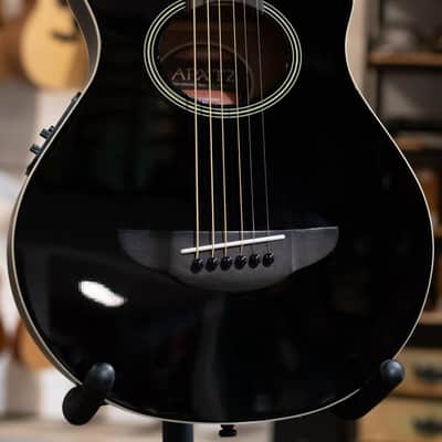 Yamaha APXT2 3/4-Size Thin-Line Cutaway Acoustic/Electric Guitar - Black with Gig Bag image 3