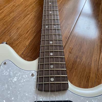 Squier Jazzmaster "Scandal Mami" Ltd. Edition 2014 Extremely Rare for Japan Domestic Market Only image 10