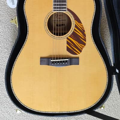 Fender PD-220E Dreadnought Acoustic Electric Guitar, Natural Finish, Hard Shell Case image 2