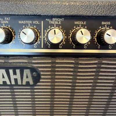 Yamaha G100-112 Vintage 100-Watt 1x12 Solid State Guitar Combo Amp Made in Japan Early 1980's image 4