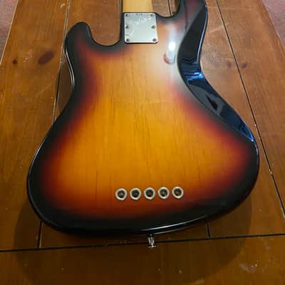 Fender Roscoe Beck Artist Series Signature Bass V sunburst with OHSC image 12