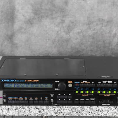 Roland XV-3080 Rackmount synthesizer in Very Good Condition.
