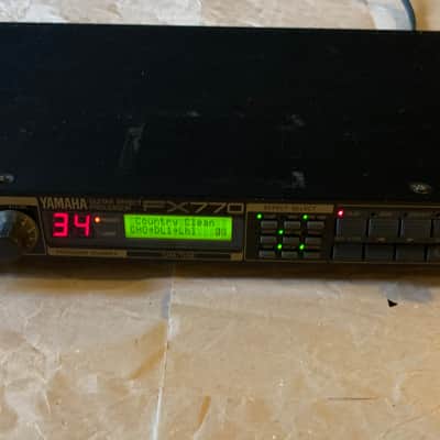 Yamaha FX-770 Guitar Effect Processor 90s with two FC7 Expression