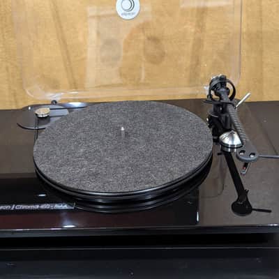 Elipson Chroma 400 RIAA Turntable - Built-in Preamp! (Walnut, Oak, Red or Black) image 10