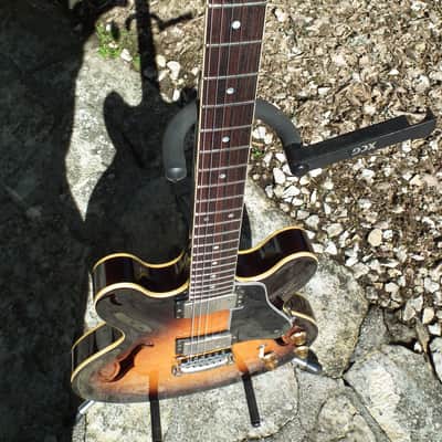 Navigator Limited Edition 'N' 335 Hollowbody 1980s sunburst image 10