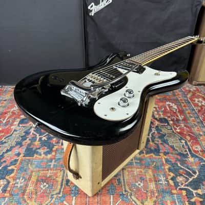 Mosrite of California "The Ventures Model" 65 Reissue - 1980's image 13