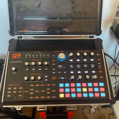 ASM Hydrasynth Desktop Synthesiser + Decksaver + Flightcase + extras image 2