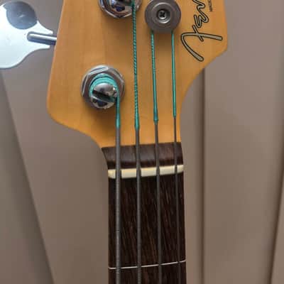 Fender American Standard Jazz Bass Fretless 2015 - 3-Color Sunburst image 11