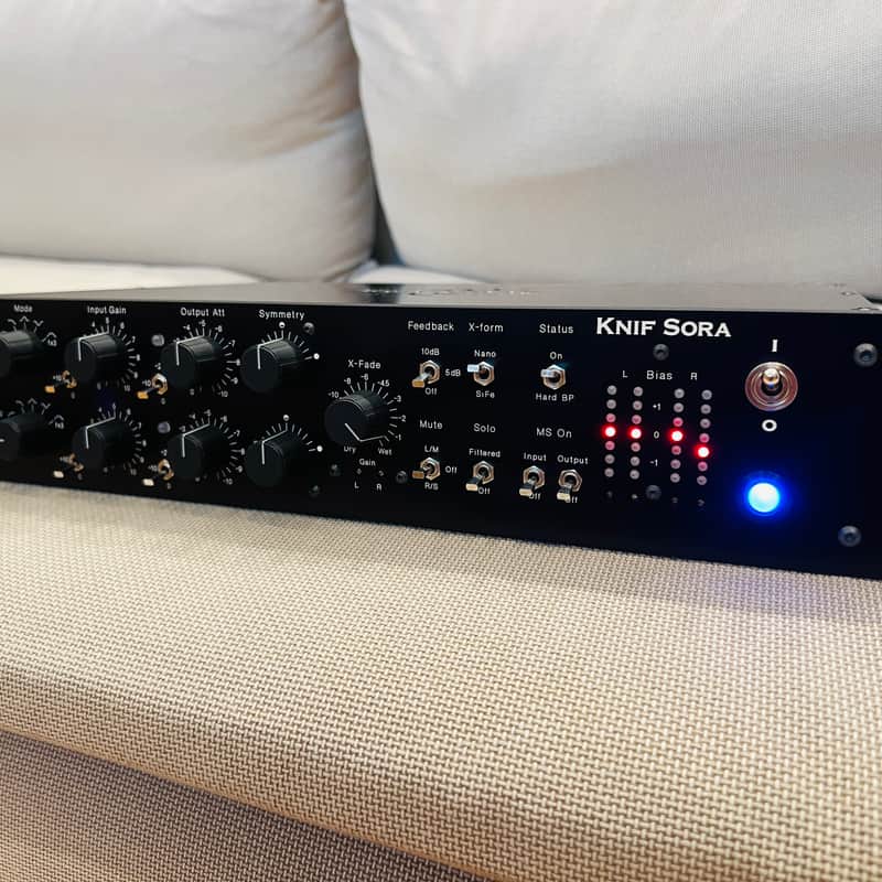 Knif Sora (Mixing & mastering tube saturation and distortion) 2024 - Black