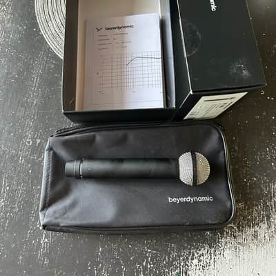 Beyerdynamic M 160 Hypercardioid Double Ribbon Microphone image 1