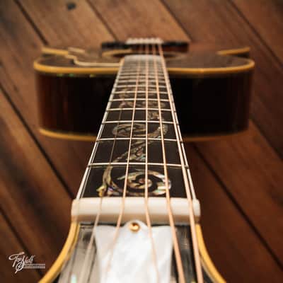 Gibson Custom Shop J-200 'Vine' Vintage Sunburst 2002 image 22
