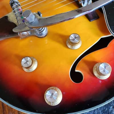 Aria Diamond 5102T semi-hollow double-cut vintage MIJ '70s - sunburst image 2