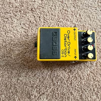 Boss OS-2 OverDrive/Distortion (Silver Label) 1990 - Present - Yellow image 1
