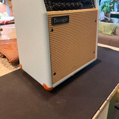 Mesa Boogie Mark Five 25 2-Channel 25-Watt 1x10" Guitar Combo 2019 | Baby Blue Bronco | Cover & Switch image 2