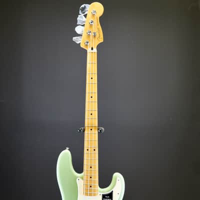 Fender Player II Precision Bass Maple Fingerboard Birch Green image 4