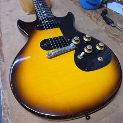 1961 Gibson Melody Maker Double Tobacco Sunburst image 18
