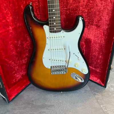 Fender Stratocaster ST-45 Made in Japan 2004 - Sunburst image 12