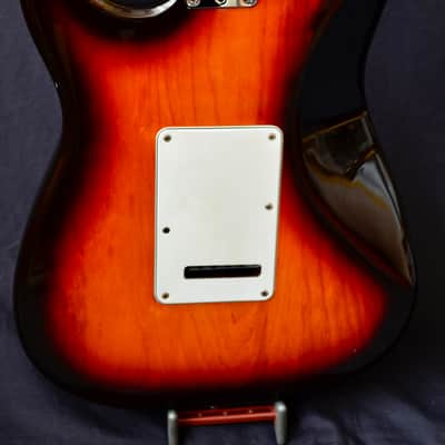 Fender Stratocaster Plus 1997 - Sunburst image 5