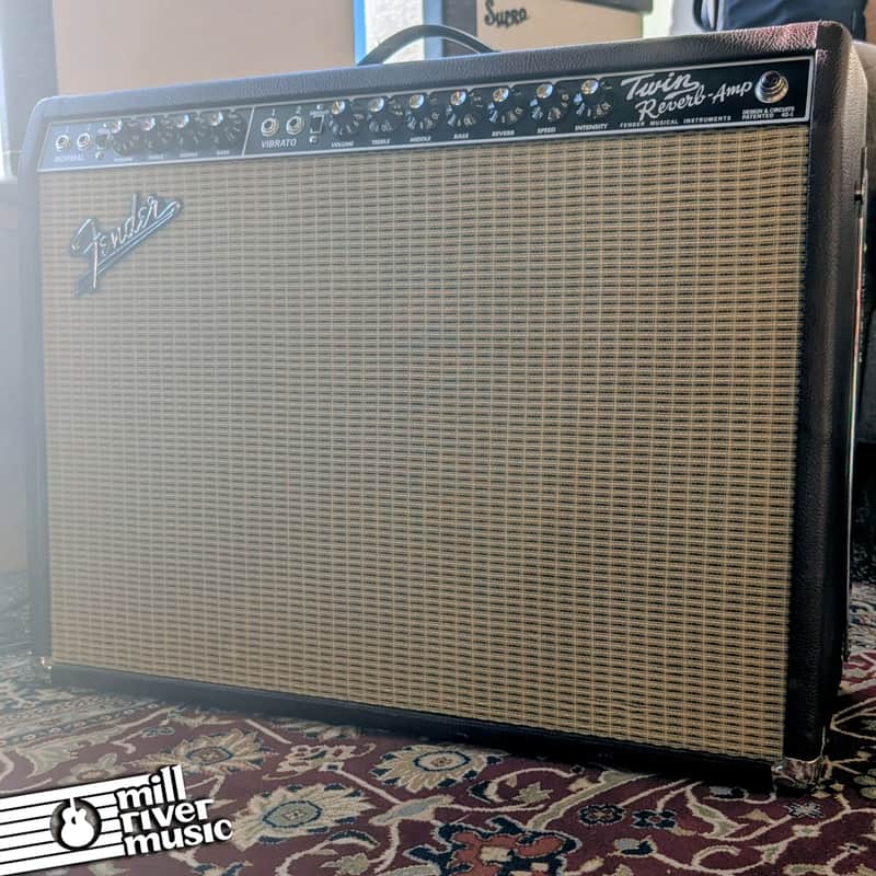 Fender '65 Twin Reverb LTD Wine Red 2x12
