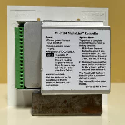 EXTRON MLC 104 IP  MediaLink Remote Controller (4) Input Switcher image 6