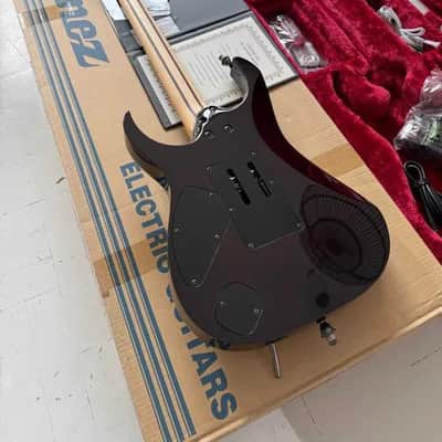 Ibanez j.custom RG8570-BRE (Black Rutile) | Excellent Condition | FujiGen Japan | Case + COA image 9