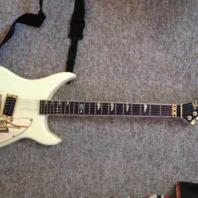 Kramer Baretta w/Rickenbacker Shape 1989 White/Cream RARE image 1