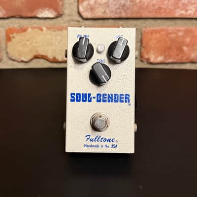 Fulltone Soul Bender v2 with Power Supply 2010s - White image 2