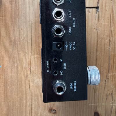 Empress ZOIA - Mint Condition image 3