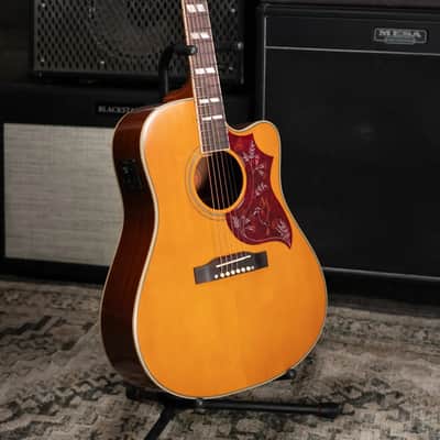 Epiphone Hummingbird Standard EC Acoustic/Electric Guitar - Natural with Gig Bag image 15