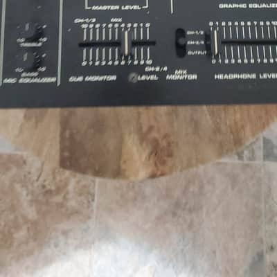 Numark DM 1775A Preamp mixer image 3