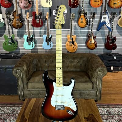 Fender American Standard Stratocaster MN 3-Color Sunburst - 60th Anniversary - incl. Case image 3