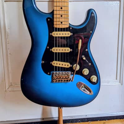 Squier Stratocaster Made in Japan FugiGen 1993 - Blue Burst Finish image 2