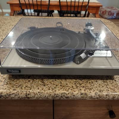 Technics SL-23 Turn Table 1976 image 1