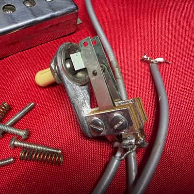 1974 Fender Wide Range Pickups Pair - wiring and switch image 4