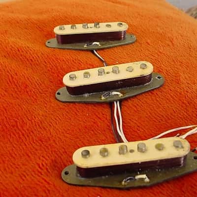 Fender 1982 57 reissue Complete pickguard (Grey Bottom Pickups) RARE 1982 image 9