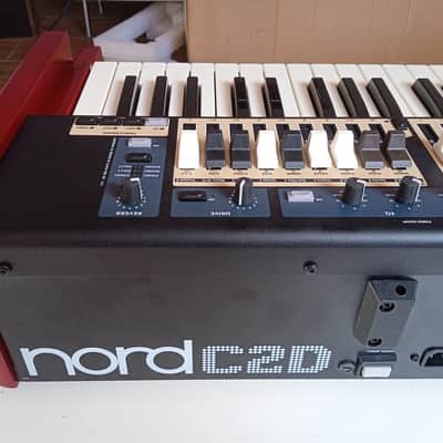 Nord C2D Dual 61-Key Manual Combo Organ 2012 - 2019 - Black with Wood Sides image 7