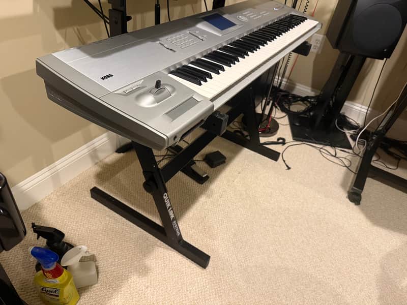 Korg Trinity Pro 76 Key Workstation (DRS, 32 Voice) – Like New