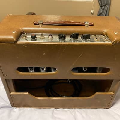 Fender Deluxe Amplifier 1958 - Brown Tolex image 2